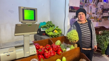 Imagem de Noite do Mercado encheu Estreito de Câmara de Lobos (vídeo)