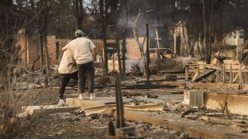 Imagem de Novo balanço dos incêndios em Los Angeles aponta para pelo menos dez mortos