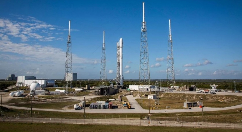 Foguetão americano envia hoje dois pequenos satélites portugueses para o espaço