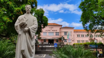 Imagem de Jaime Moniz faz homenagem a alunos, professores e trabalhadores não docentes (áudio)