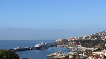 Porto do Funchal recebe hoje e amanhã dois navios que trazem mais de 5 800 pessoas