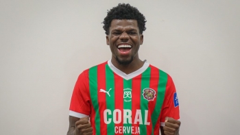 Nachon Nsingi é reforço do Marítimo