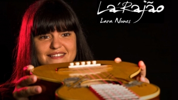 Lara Nunes lança o primeiro álbum discográfico a solo (vídeo)