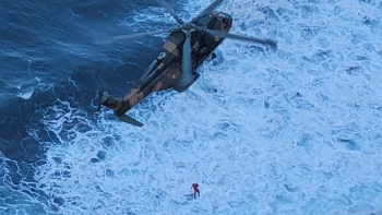 Imagem de Resgatado praticante de parapente junto ao farol da Ponta do Pargo (áudio)