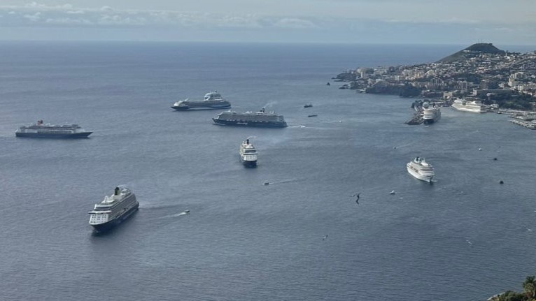 Imagem de Madeira com mais navios de cruzeiro, passageiros e impacto económico na última temporada