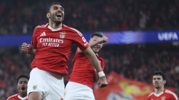 Imagem de Benfica empata com o Mónaco e está nos ‘oitavos’ da Liga dos Campeões