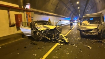 Imagem de Acidente no túnel da Encumeada provoca três feridos