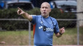 Imagem de Leonardo Jardim já assumiu o ‘leme’ do Cruzeiro (áudio)