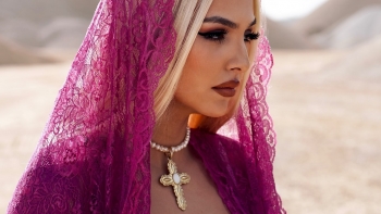 Imagem de Bárbara Bandeira atua em Machico no dia 10 de maio