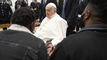 Imagem de Papa critica nas meditações da Via Sacra “economia que mata”