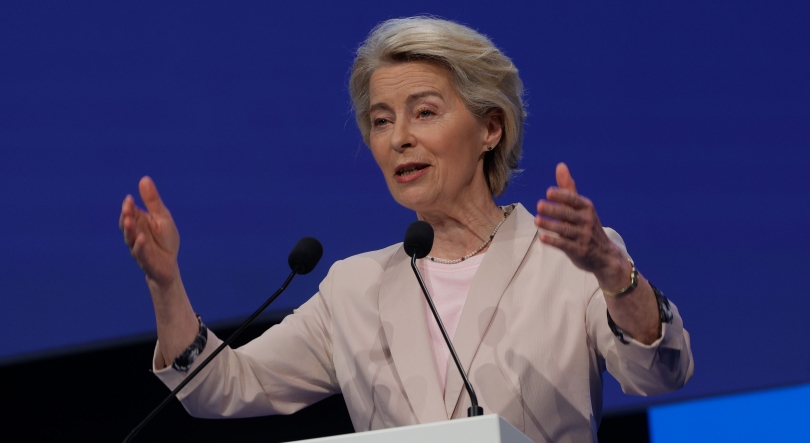 Imagem de Von der Leyen saúda “responsabilidade coletiva” em momento “sem precedentes”
