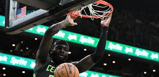 Imagem de Neemias Queta marca sete pontos na vitória dos Celtics
