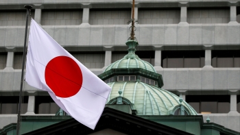Imagem de Japão assina empréstimo a Kiev de três mil milhões de euros