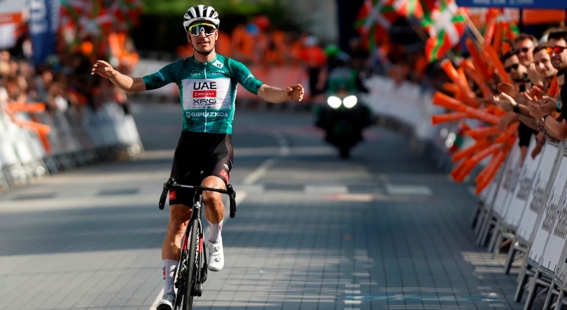 Imagem de João Almeida vence etapa da Volta ao País Basco e assume liderança da geral