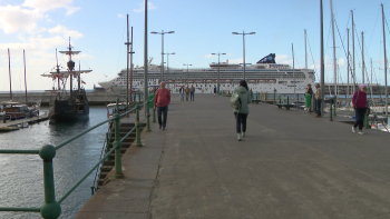 Imagem de Mais de seis mil passageiros a bordo de quatro navios (vídeo)