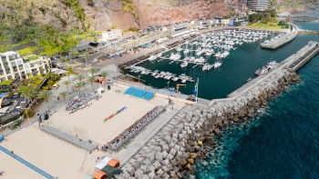 Imagem de Calheta de ‘portas abertas’ a outras equipas de futebol de praia (áudio)