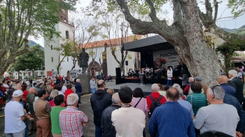 Imagem de Música e discursos assinalam a revolução em Machico (áudio)