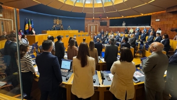 Imagem de Parlamento da Madeira aprovou voto de pesar e fez minuto de silêncio