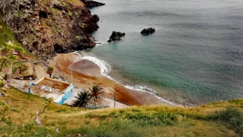 Imagem de Madeira tem 18 praias com bandeira azul