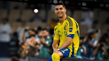Imagem de Ronaldo marca pelo Al Nassr rumo às ‘meias’ da ‘champions’