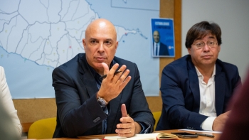 Imagem de Fim de linha para Cafôfo no PS, mas só depois de emitir as listas às autárquicas (áudio)