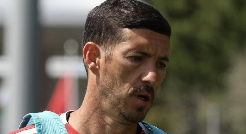 Imagem de Fábio China com o golo do mês de abril da II Liga
