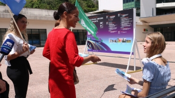 Imagem de CDU encerrou a campanha na Universidade da Madeira (áudio)