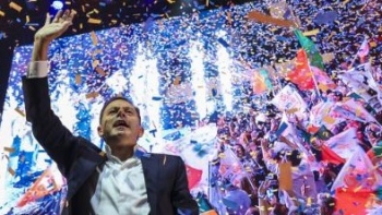 Imagem de Aliança Democrática vence eleições com 32,1% dos votos