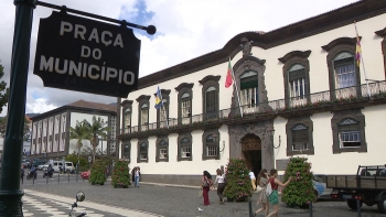 Imagem de Confiança defende a fiscalização dos alojamentos locais (vídeo)