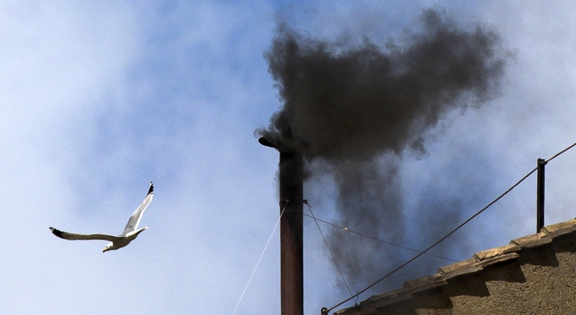 Imagem de Fumo negro voltou a sair da Capela Sistina