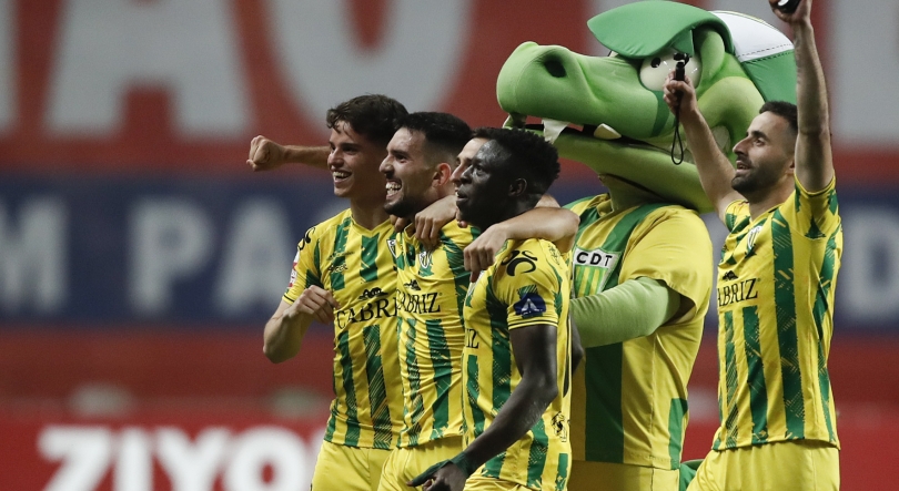 Imagem de Primeira volta quase imaculada impulsiona campeão Tondela para a I Liga