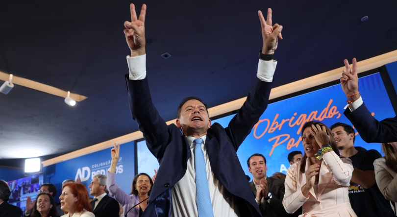 Imagem de Von der Leyen e Metsola felicitam Montenegro por resultado