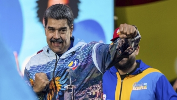 Imagem de Oposição protesta vitória com 82% da coligação de Maduro nas legislativas (áudio)