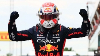 Imagem de Verstappen vence em Imola e relança-se no Mundial de F1