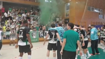 Imagem de Sporting é bi-campeão nacional de andebol (vídeo)