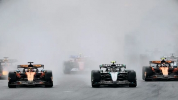 Imagem de Lando Norris vence corrida sprint em Miami