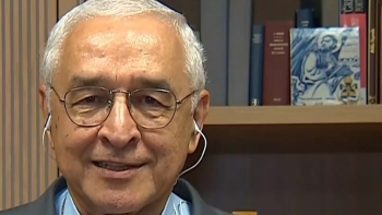 Imagem de Madeirense conhece o Papa e já o convidou para Fátima (vídeo)