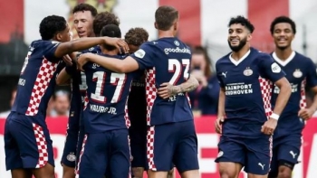 Imagem de PSV Eindhoven sagra-se bicampeão neerlandês de futebol