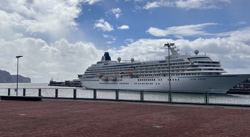 Imagem de Crystal Symphony no Porto do Funchal