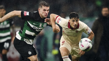 Imagem de Sporting consegue a vitória no último pontapé