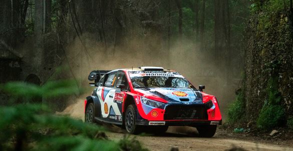 Imagem de Ott Tänak alarga vantagem no final da manhã de hoje