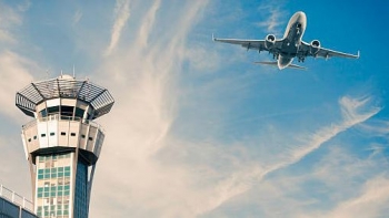 Imagem de Avaria no controlo aéreo cancela 40% dos voos
