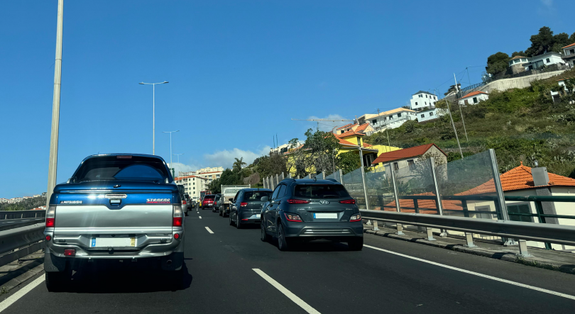 Imagem de Via Rápida regista em média 37 mil veículos por dia