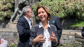 Imagem de Governo prepara convenção coletiva própria para trabalhadores das IPSS (áudio)
