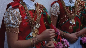 Imagem de Ouro das coroas das saloias da Santa desapareceu (áudio)