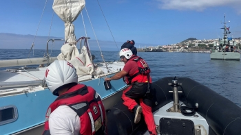 Imagem de Francês de 71 anos socorrido pela Marinha a 220 Kms da Madeira