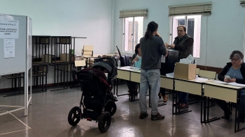 Imagem de Madeirenses e deslocados aderiram ao voto antecipado (áudio)
