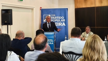 Imagem de CDS vai em coligação com PSD na maior parte das autarquias (áudio)