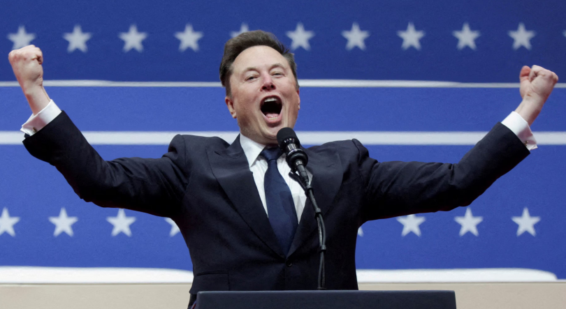 Imagem de Foguetão da ‘SpaceX’ explodiu na plataforma e Musk diz que “foi só um arranhão”
