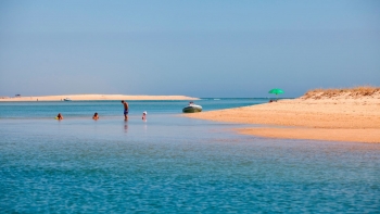 Imagem de Algarve fica a partir de hoje a 1 hora e 40 minutos da Madeira